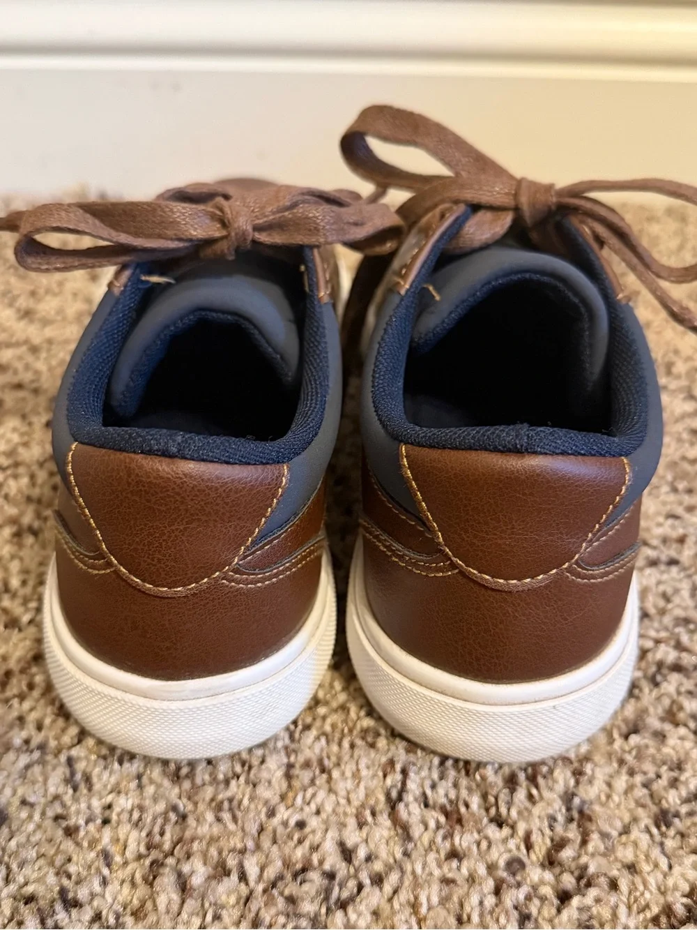 US Sports Little Kid’s Brown Faux Leather Casual Sneakers, Size 3